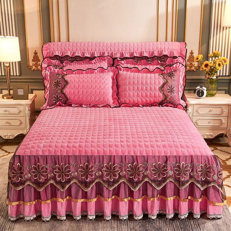 3PCS European Style Fleece Lace Bed Skirt Set of Three, Includes: Bed Skirt, Fitted Sheet, Dust Cover - Warmth Bedding Set