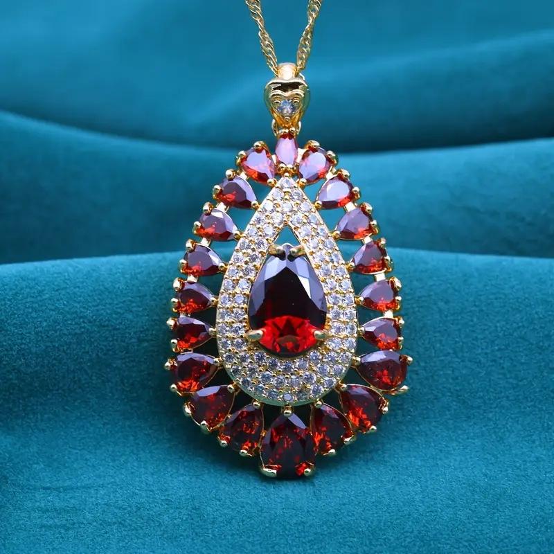 

2026 Creative Design Heavy Industry Color Zircon Pendant Necklace Jewelry 45CM красный