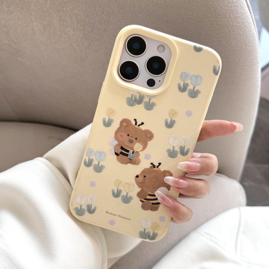 MVUCA Cartoon Bee Protective Case with Lanyard for iPhone 16 and iPhone 16 Pro Max