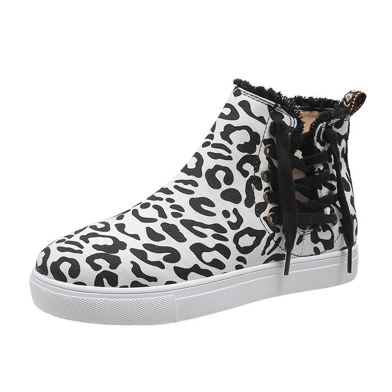 Spring new flat-bottomed thick-soled lace-up casual shoes women's large-size leopard print lace-up women's shoes student board shoes