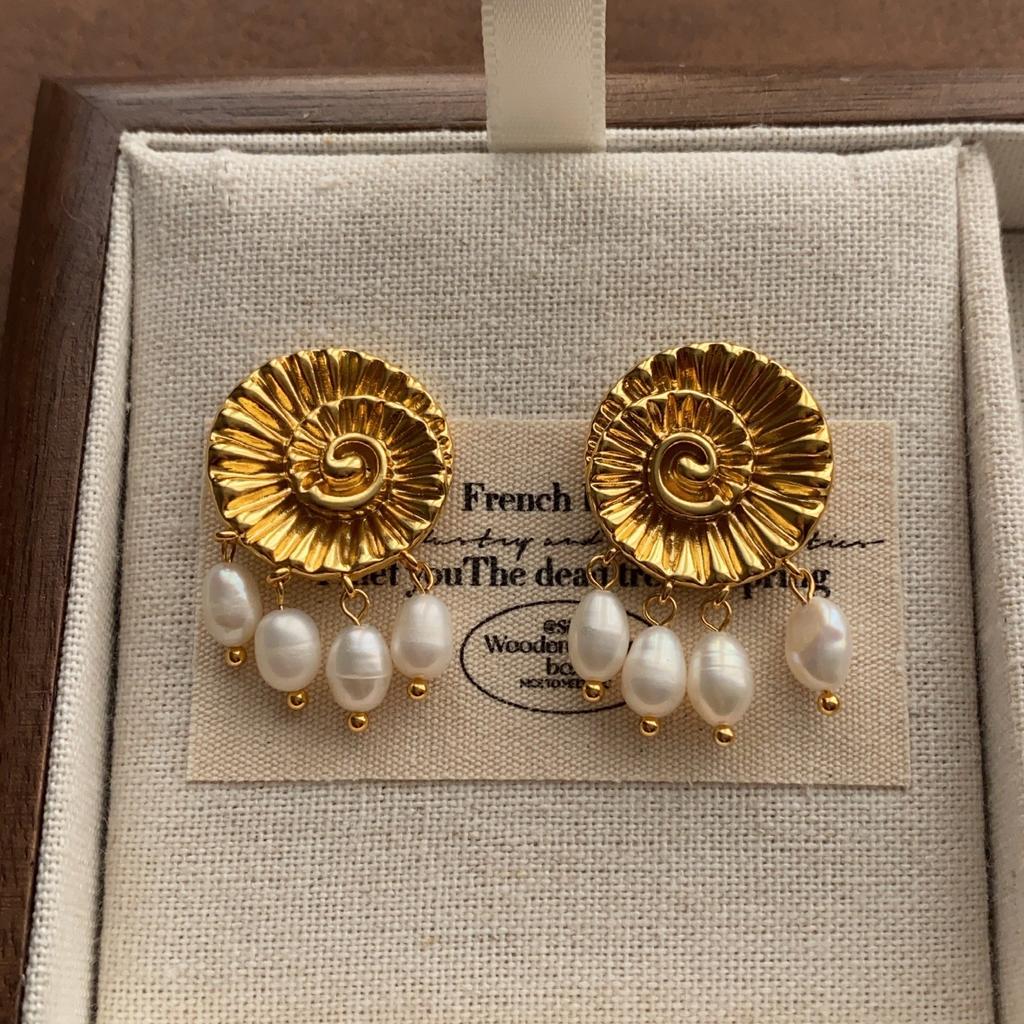 New thread tassel pearl stud earrings niche design French literary temperament earrings versatile fashion shell earrings