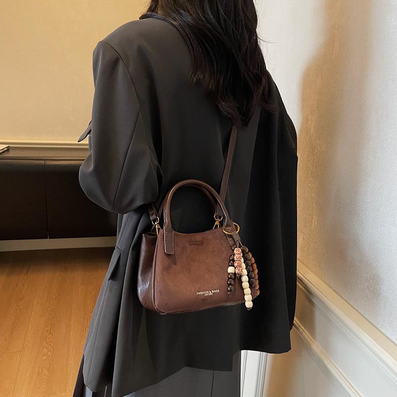 

2025 Women s Mori Cute Retro Bucket Handbag - Autumn/Winter Shoulder & Crossbody Tote Bag Without Pendant