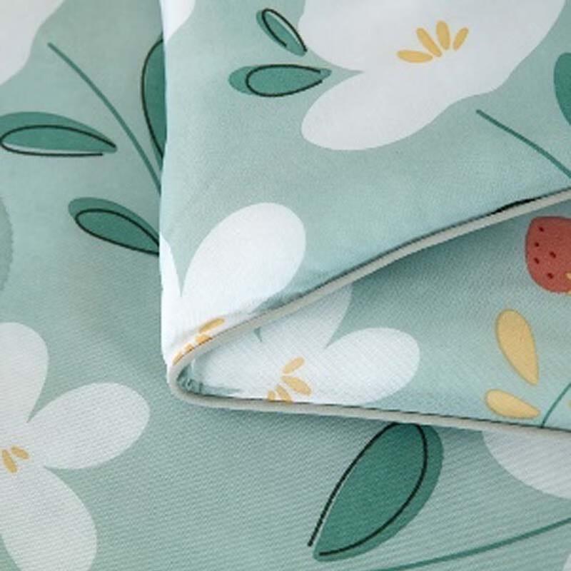 Letnia kołdra z włókna kwiatowego chłodnego w dotyku