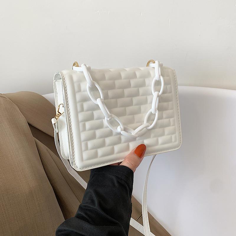 Elegant Pu Chain Shoulder Bag With Quilted Design For Business Commuters белый