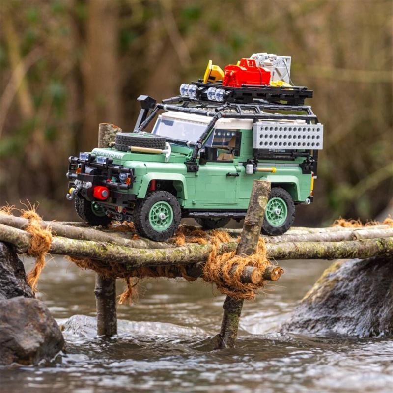 2339parts High-tech Car Lands SUV Rover Defender 90 Compatible Bricks Model Buiding Project for Adults Toy Vehicles Models