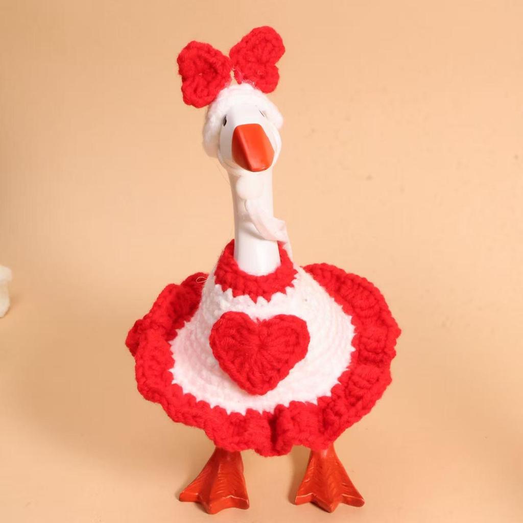 Valentine's Pearl Desktop Goose Set with Mini Knitted Hat & Adjustable Wings Clothing