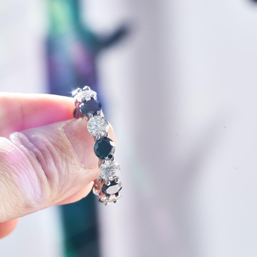 5mm Black and White Color D Color Vvs Moissanite Ring 925 Sterling Silver Total 7 Carat Classic Wedding Anniversary Gift