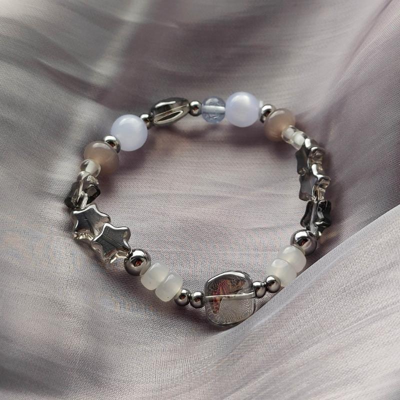 Unique Star Beaded Bracelet Harajuku Crystal Star Pentagrams Bead Wristlet Heart Metal Bead Handchain Jewelry Gift Women