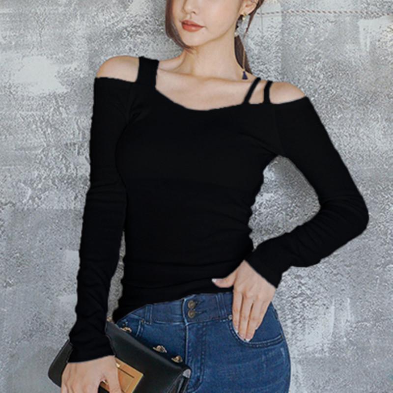 2025 Damski czarny top z odkrytymi ramionami i krótkim rękawem, z dekoltem w serek i dopasowanym krojem