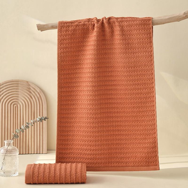 Premium Pure Cotton Waffle Weave Bath Towel – Soft, Absorbent & Quick-Drying Design with Elegant Texture for Home & Spa