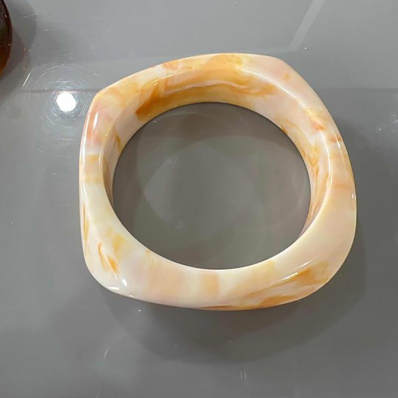 Vintage Bangle For Women Big Irregular Wide Bracelet Multiple Color Bohemian Beach Acrylic Bangles Jewelry Accessories Gifts