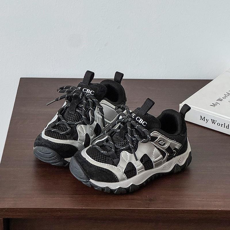 Youth Style Shoes Kids Outdoor Hiking Shoes Non-Slip Running Sneakers Breathable Mesh Upper Rubber Sole Boys Girls