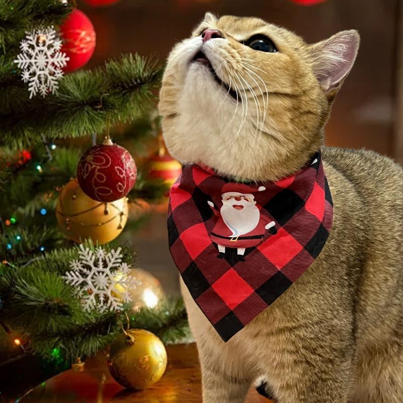 Christmas Cat Triangle Scarf Cartoon Santa Claus Print Dog Cat Bandanas Triangle Scarf Pet Saliva Towel Christmas Pet Supplies