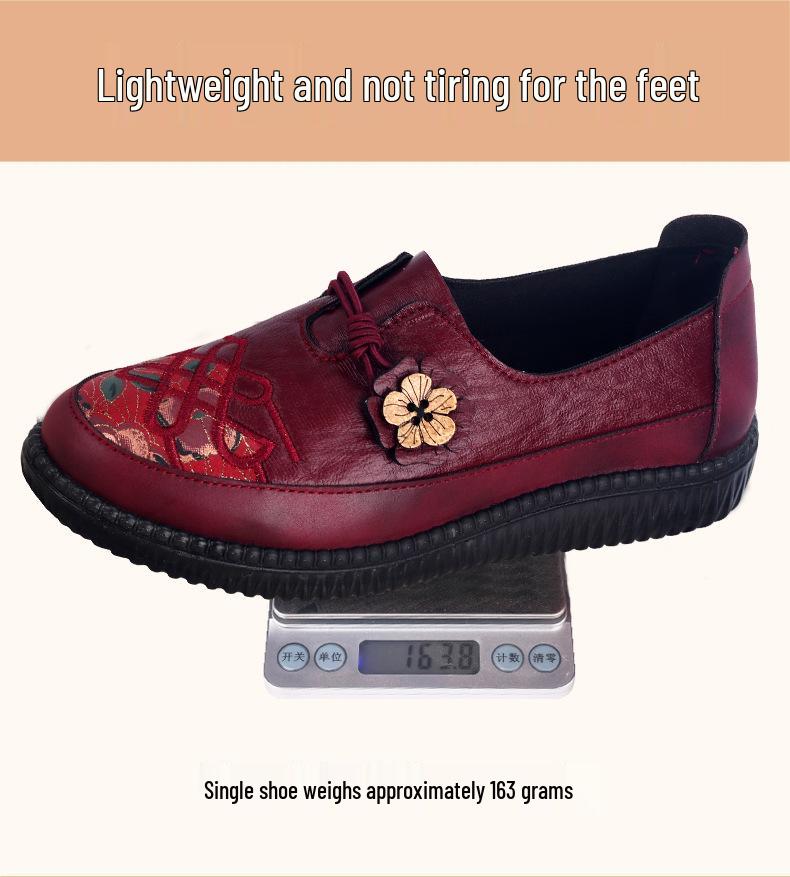 Women's Autumn Embroidered Soft Sole Non-Slip Flat Shoes - Comfortable, Breathable, Ideal for Middle-Aged and Elderly.