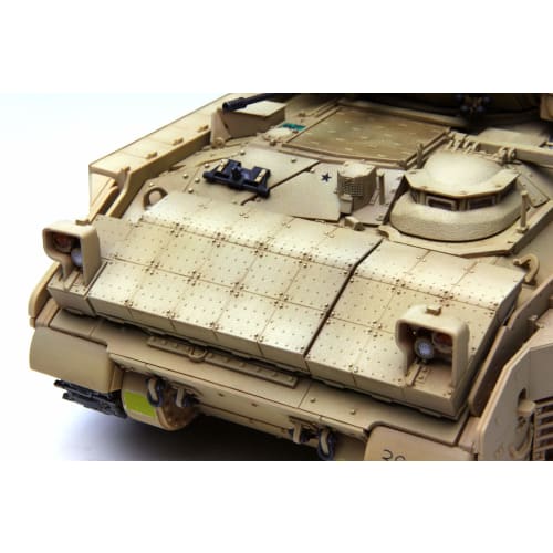 Meng Model 1/35 M2A3 Bradley BUSKIII Full Interior Plastic Model
