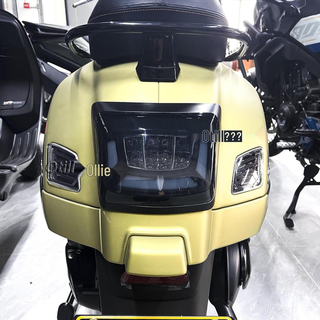 Vespa GTS300/GTV300 2023 LED Taillight & Brake Light Accessory