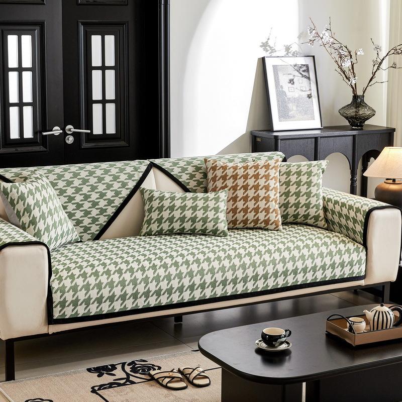 

Qiandongge Chenier Sofa Cushion Is Universal In All Seasons New High-End Seat Cushion Non-Slip Sofa Cover Cover Cloth 70*70cm