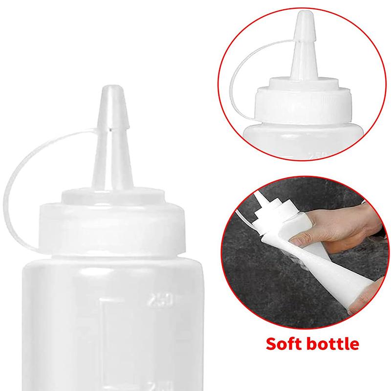 2Pcs 8oz Squeeze Condiment Bottles with Cap 250ml Plastic Condiment Squeeze Bottles Squeezy Bottles With Nozzles Sauce Bottle