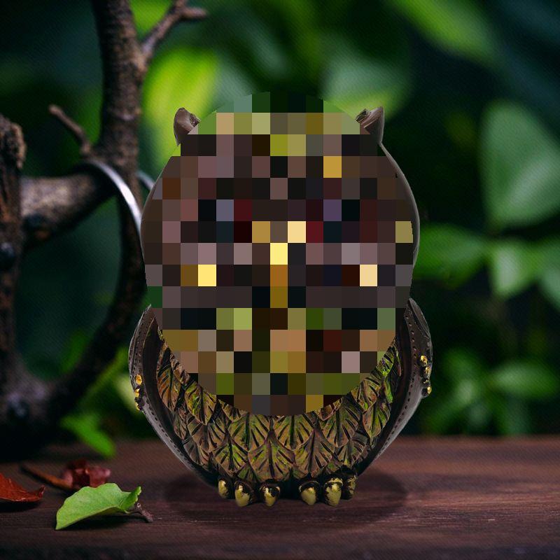 Nordic Retro Owl Figurine: Luxury European-Style Home Decor for Living Room and Entrance Hall.