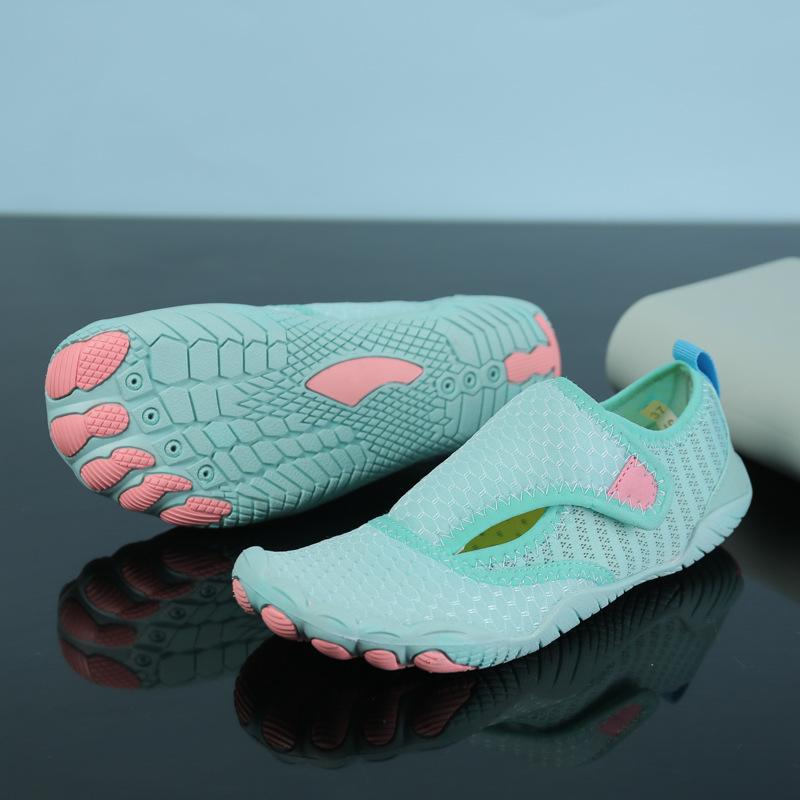 Wholesale parent-child creek shoes men's and women's beach shoes diving snorkeling swimming shoes outdoor quick-drying non-slip wading shoes