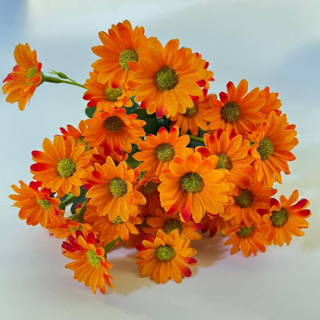 21 Heads Of Sunflowers Small Daisies Bouquets Of Chamomile Wedding Decoration Materials Home Decoration DIY Artificial Flowers