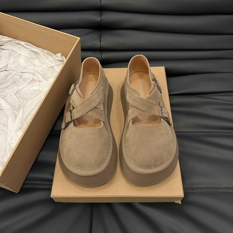 Retro French versatile thick-soled shallow-mouth single shoes women's 2025 new summer skirt round head height Mary Jane shoes