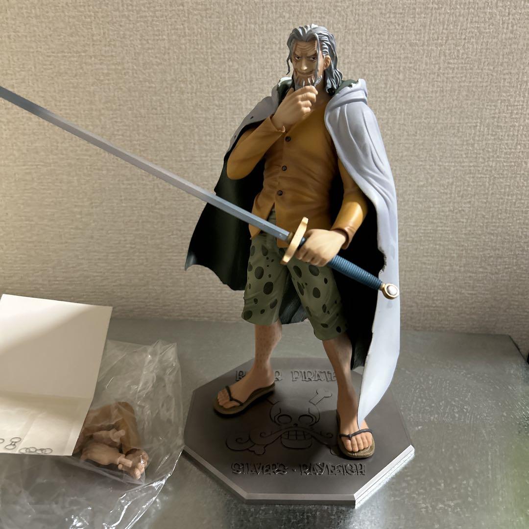 

[Б/У] Фигурка One Piece Темный Король Сильверс Рейли Pop