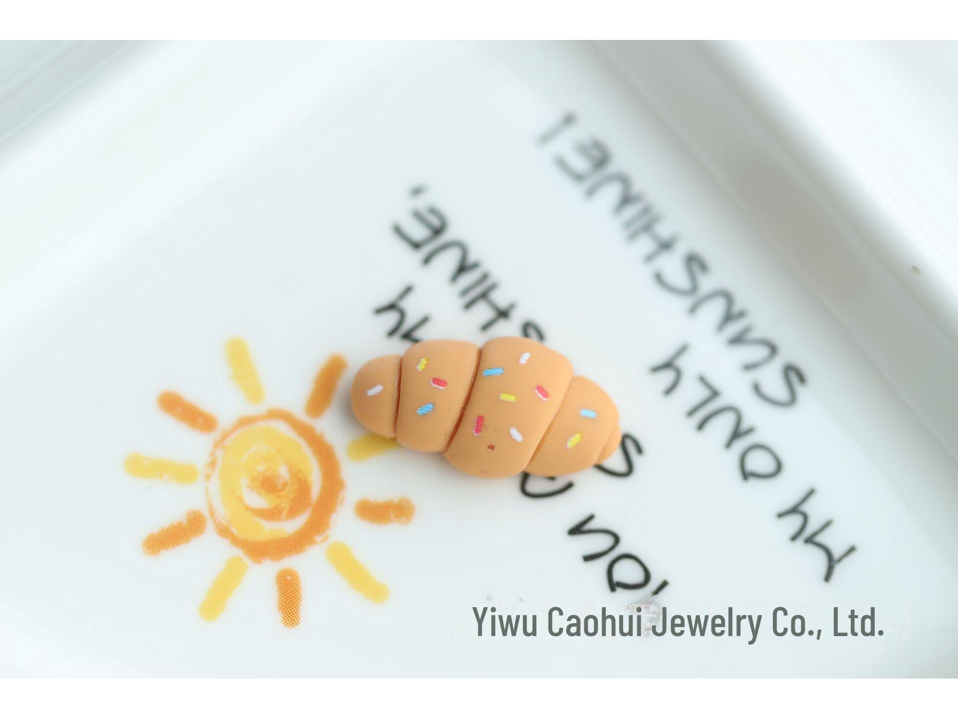 

Милий хлібний бісквіт та смажене яйце, прикраси з смоли, аксесуари для рукоділля 2.0-2.3 cm