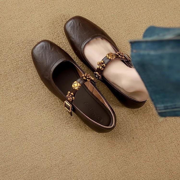 

Super soft leather~ retro Mary Jane shoes for women s 2025 spring and autumn new shallow mouth single shoes flat bottom one-word buckle small leat 40 коричневый