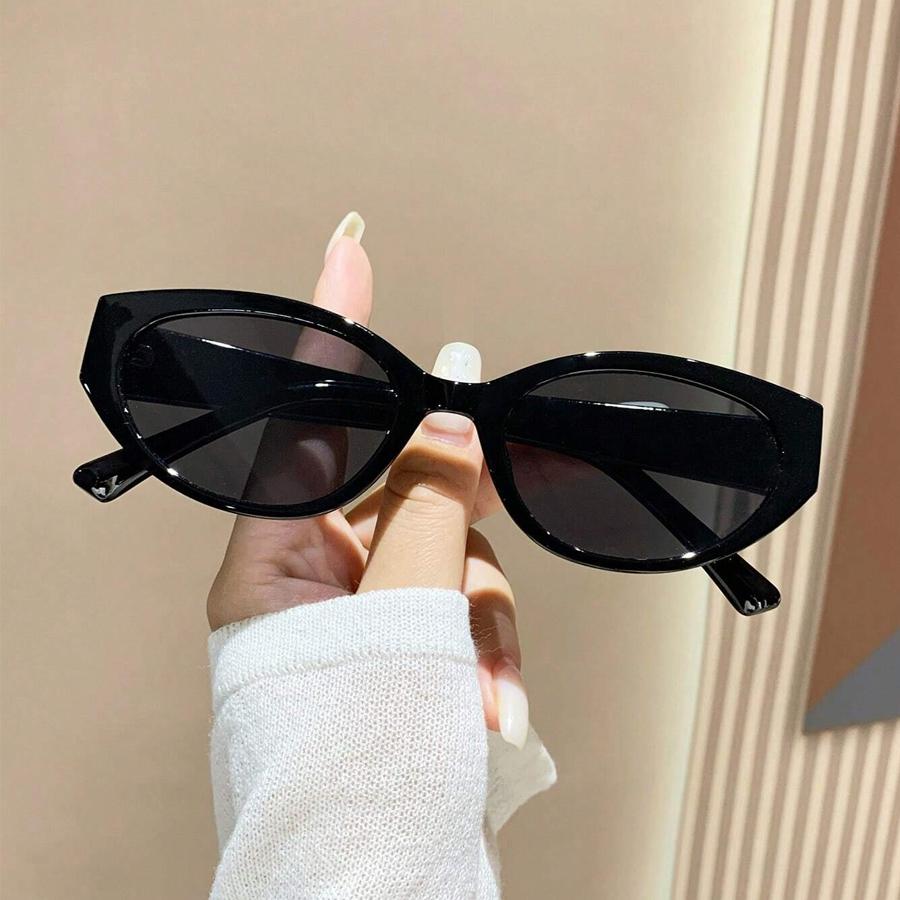 Small Oval Beautiful Sunglasses Women Men Brand Designer Fashion Sun Glasses Female Male Cool Punk Mirror