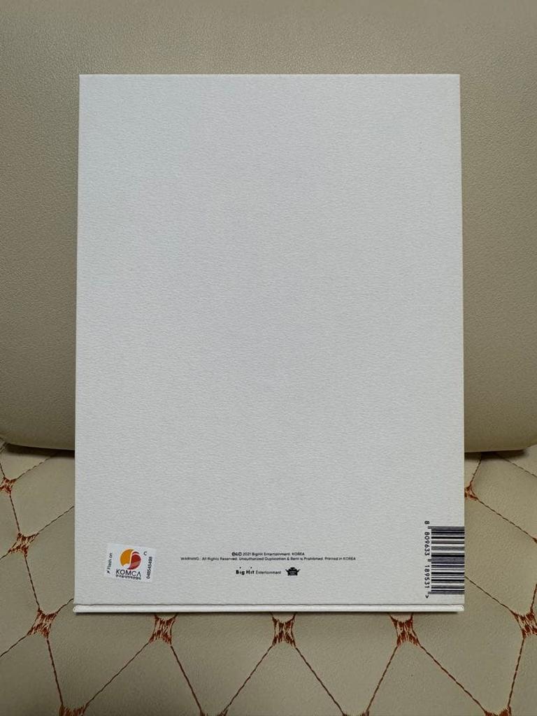 [USED] BTS Bangtan Boys BE Album CD with Photo Card