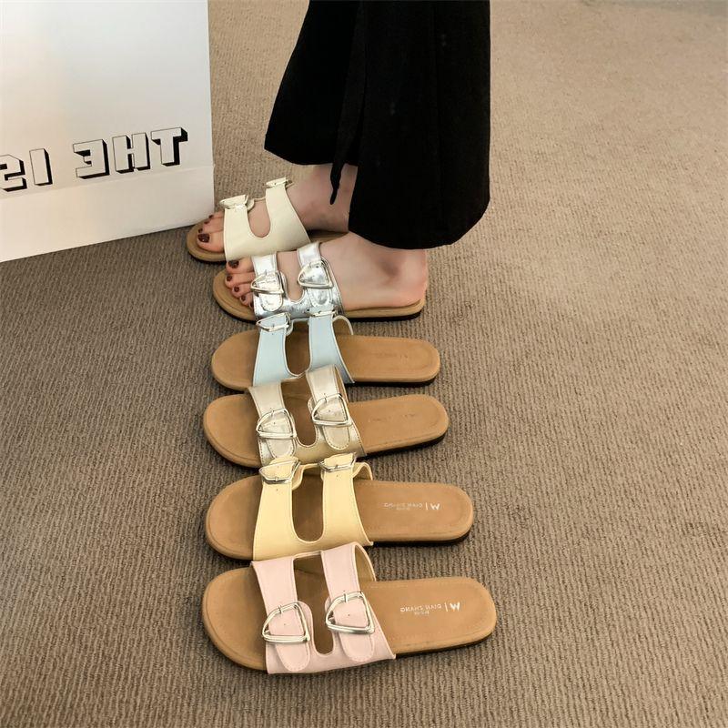 2025 summer double-breasted slippers women's flat-bottomed versatile casual outer wear lazy Boken one-word cool slippers explosion