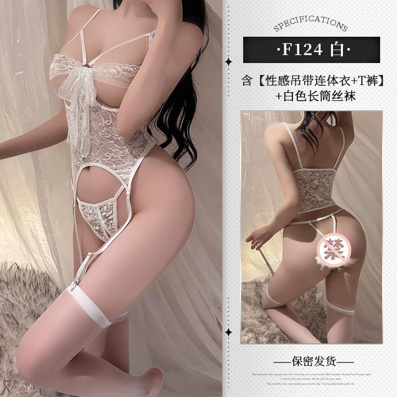 Große Kätzchen können erotische Unterwäsche, einen sexy hohlen Einteiler, einen Einteiler mit Hosenträgern 14 tragen.