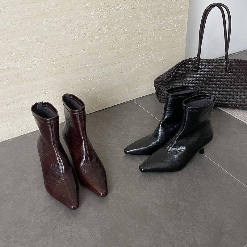Herbst 2025 Spitz zulaufende Stiletto-Stiefeletten: Weiches Leder, Koreanischer Stil, Reißverschluss hinten, Modisches Chelsea-Design.