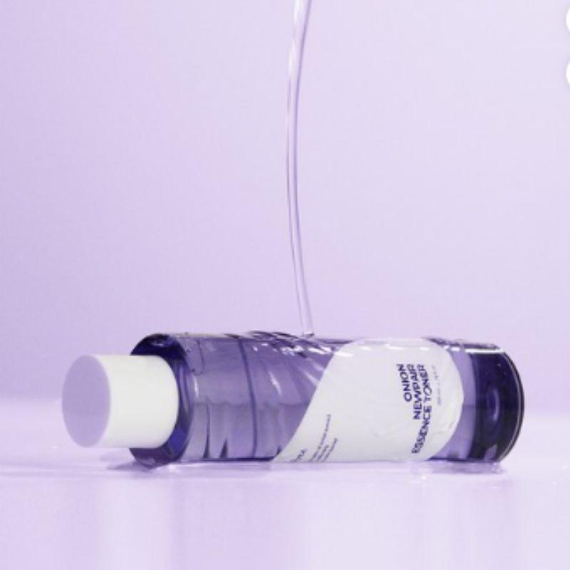 ISNTREE Onion Newpair Essence Toner 200ml