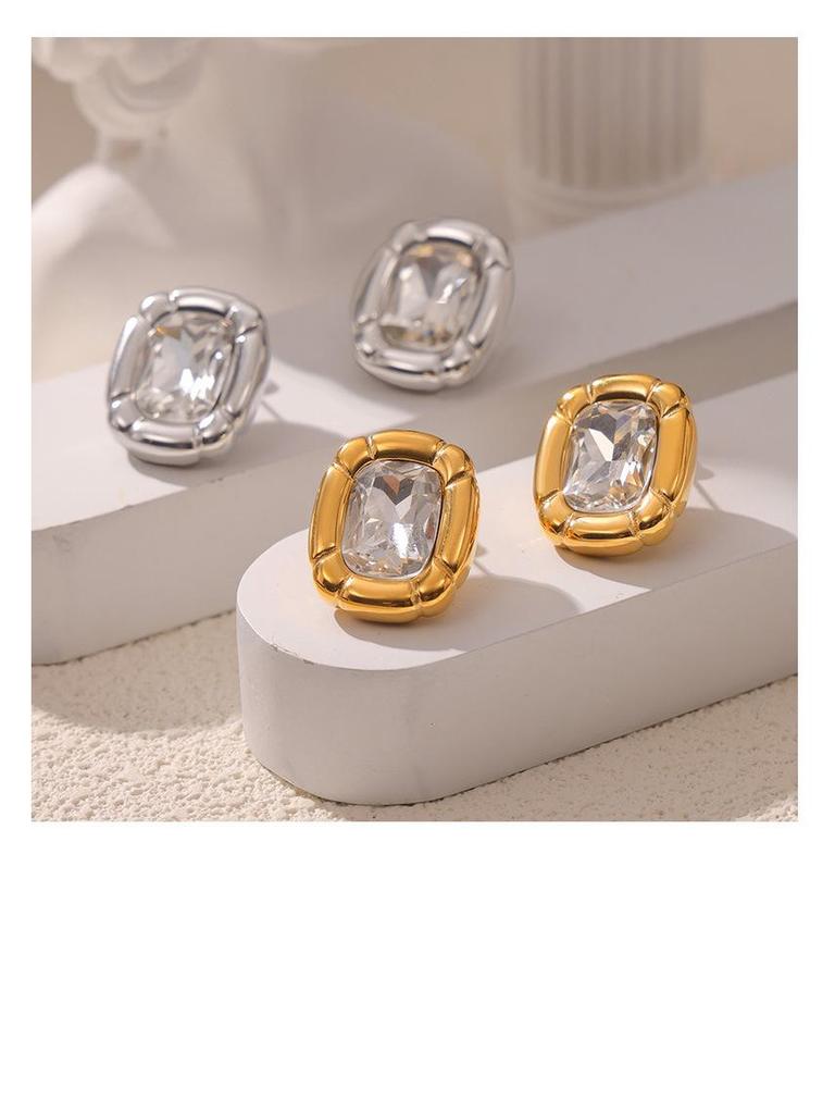 Minimalist Gold-Plated Titanium Steel Pendant with Diamond-Accents - Geometric Oval Design Jewelry Set.