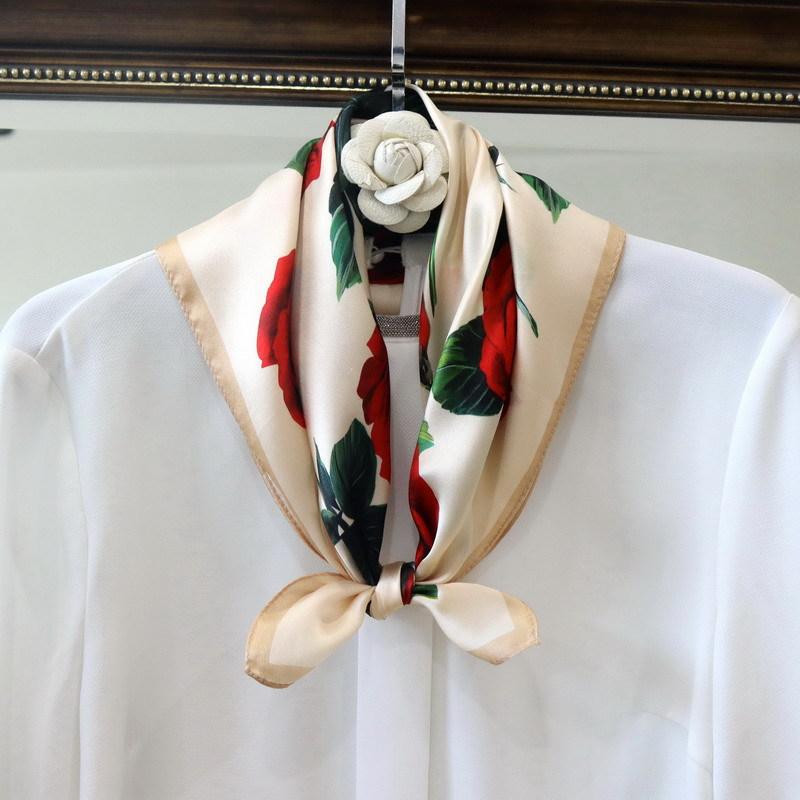53CM Quadratischer Reiner Seide Quadratischer Schal 100% Maulbeerseide Dekoratives Rosendesign Haarband Krawatte Kleines Halstuch für Damen