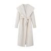 Nuovo, alla moda, cappotto in lana casual ampio con bavero grande e cintura, e cappotto.
