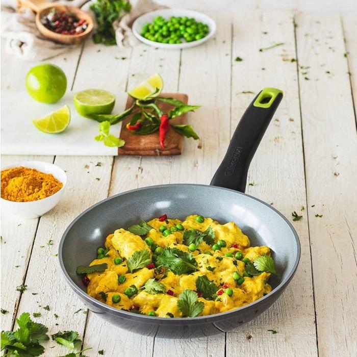 Poêle - MONIX - Eco Nature - Aluminium Forgé Recyclé - Céramique Antiadhésive - 28 cm