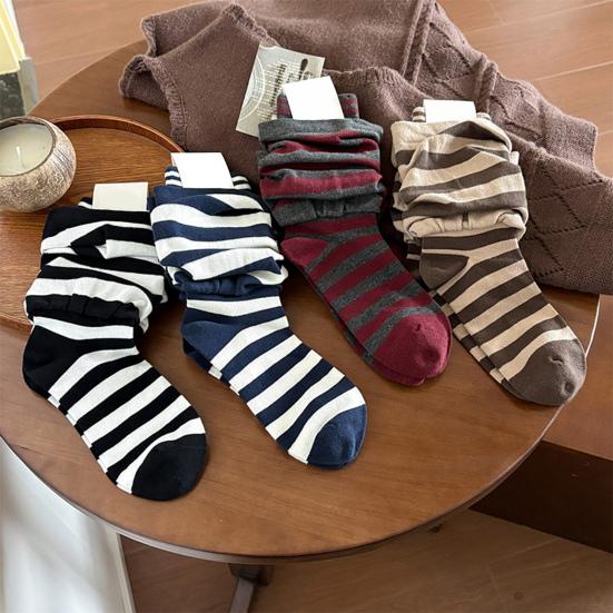 Falsche Doppellagensocken Damen Gestreifte Lässige Stiefelsocken Atmungsaktive Geraffte Slouchy Socken für Street Fashion Alltagsbesorgungen Sportbekleidung