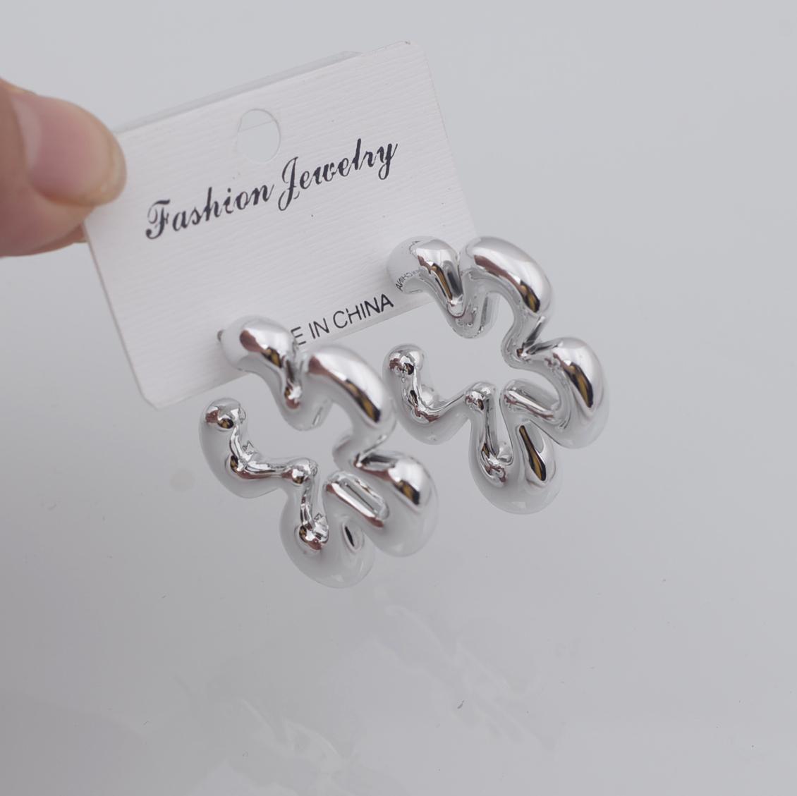 

Серьги-подвески с большим цветком и геометрией золотого цвета для женщин, минимализм, гипербола, модные украшения для вечеринок