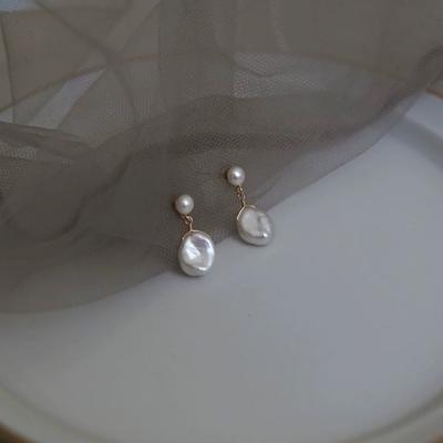 Boucles d'oreilles françaises en perles baroques d'eau douce naturelles argentées concassées Style petit polyvalent Sens premium Boucles d'oreilles Aiguilles en argent