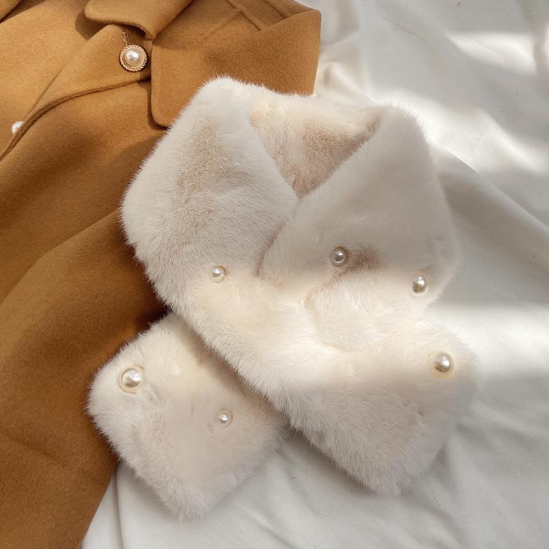 Modischer kleiner Schal aus Perlenplüsch von Dongdaemun für Damen im Winter, Kragen aus Imitationskaninchenfell, verdickter Halsschutz, vielseitiger Schal