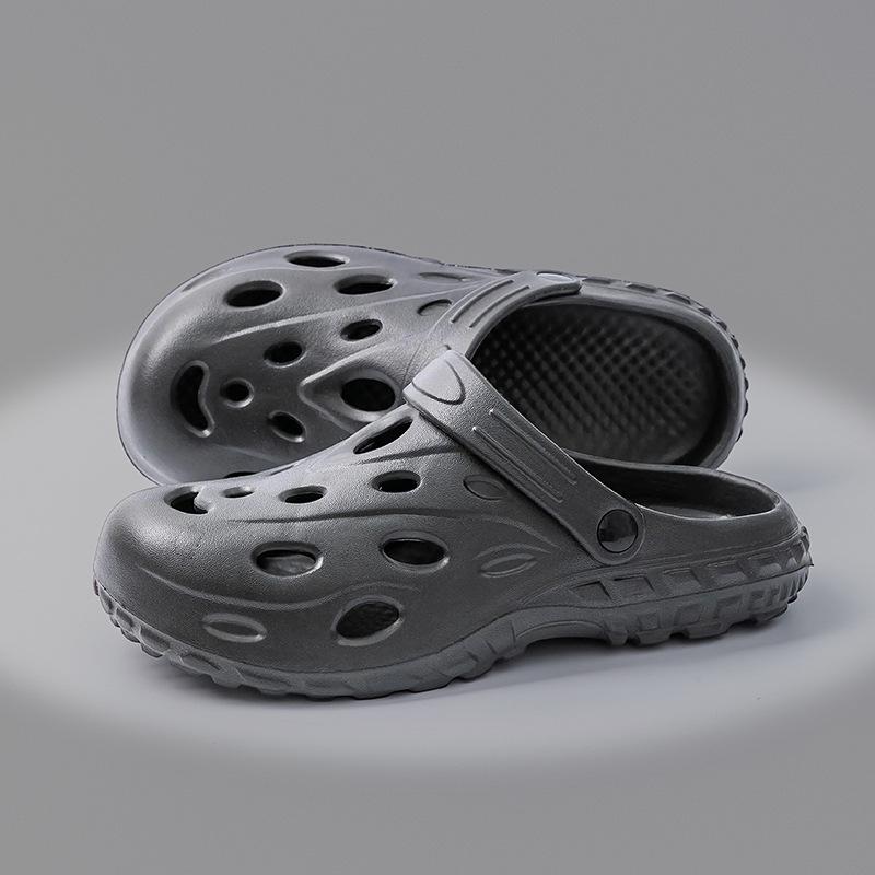 Men's 2024 EVA Anti-Slip Closed-Toe Beach Shoes - Odor-Resistant Summer Slippers for Couples