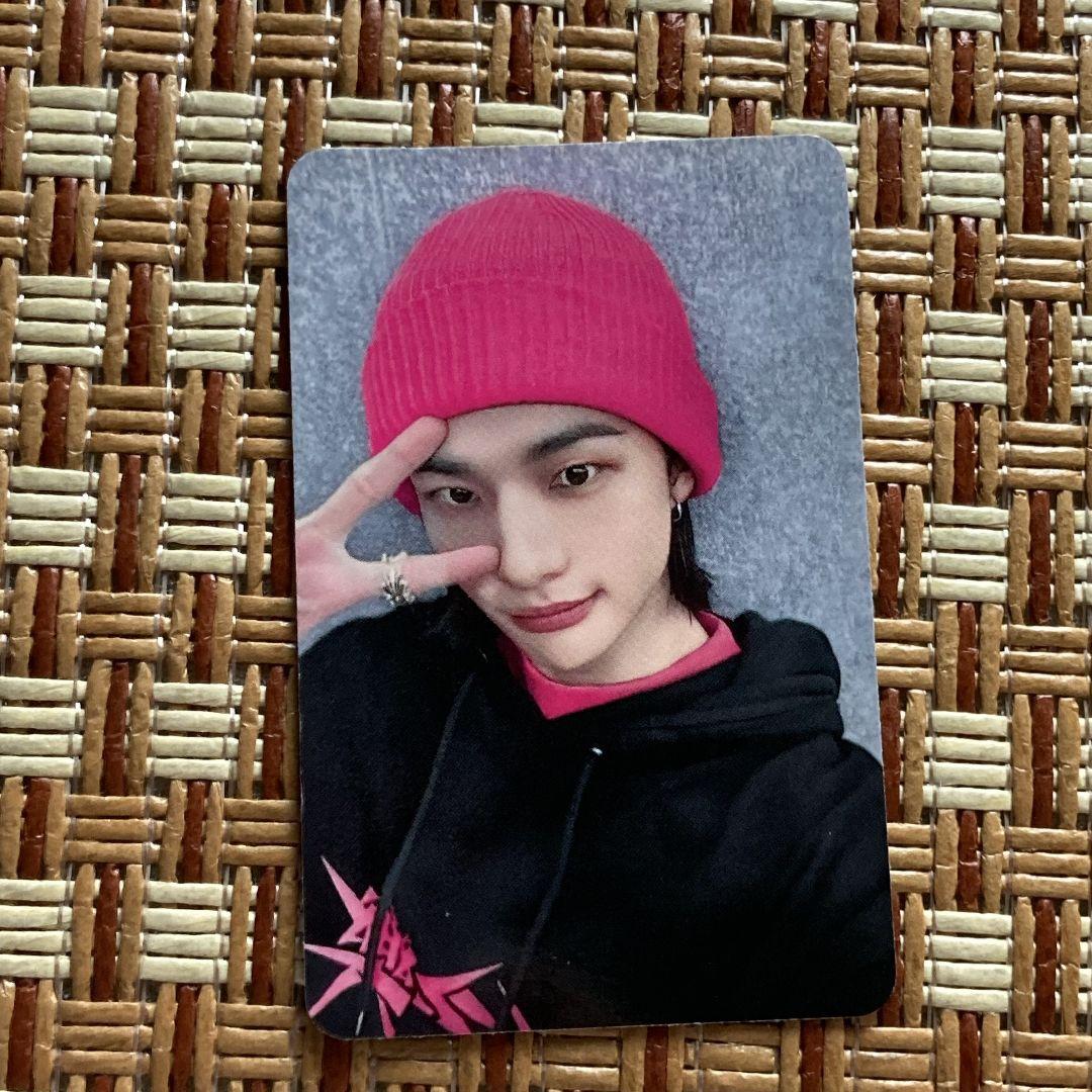 

[USED] Hyunjin StrayKids Raku-STAR 1st Week Limited Sanok Trading Card