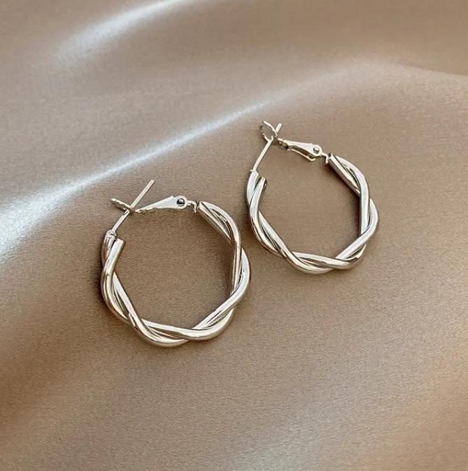 1 Pair New Circle Twine Twists Hoop Earring for Women Simple Temperament Hyperbole Gold Color Metal Ear Jewelry Gift Aros
