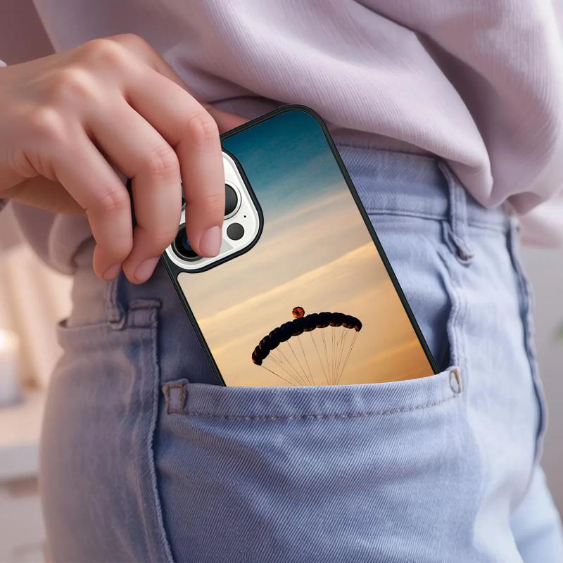 Paragliding Sport Phone Case For iPhone 17 Air 15 16e 14 13 Pro Max Coque 12 11 Pro Max PLUS cover