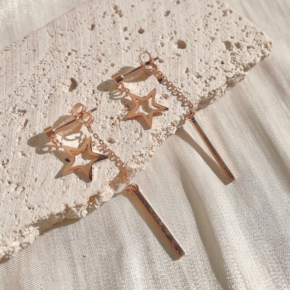 Cercei Stea Nișă Europeni și Americani - Cadou de Slăbire pentru Femei, Bijuterii Simple de Crăciun din Oțel Titan.