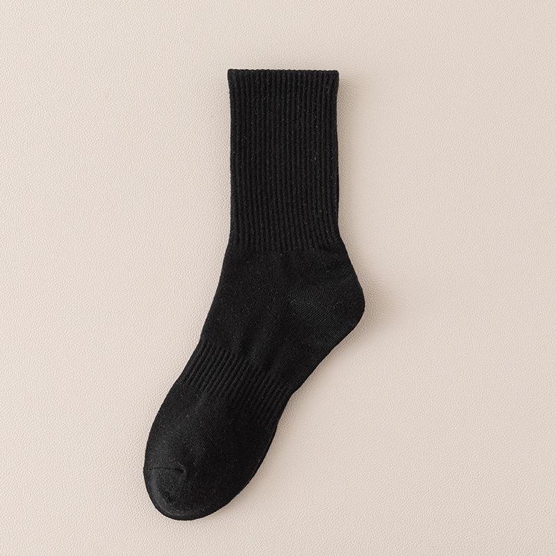 Youjia Herren Mid-Calf Sportsocken - Verdickte Baumwoll-Frotteesohle, Schweißabsorbierend, Geruchsresistent, Ideal für Basketball und Laufen.