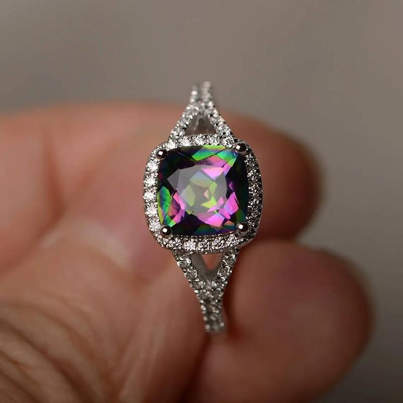 Popular, fashionable luxury atmospheric temperament ring, simple square color ring for women